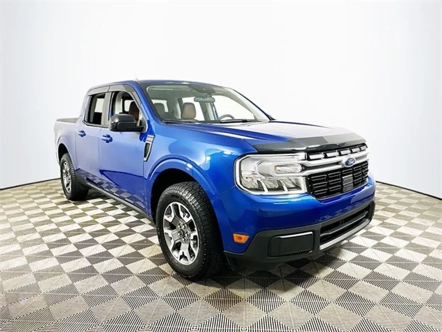 2024 Ford Maverick Lariat photo 1