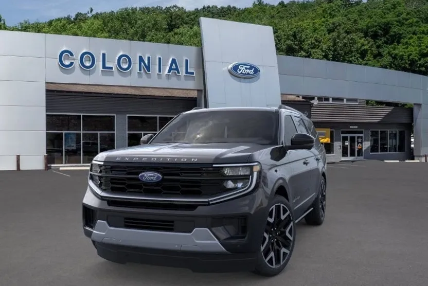 2025 Ford Expedition Platinum photo 1