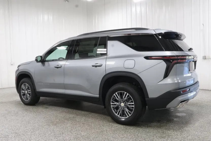 2026 Chevrolet Traverse photo 1