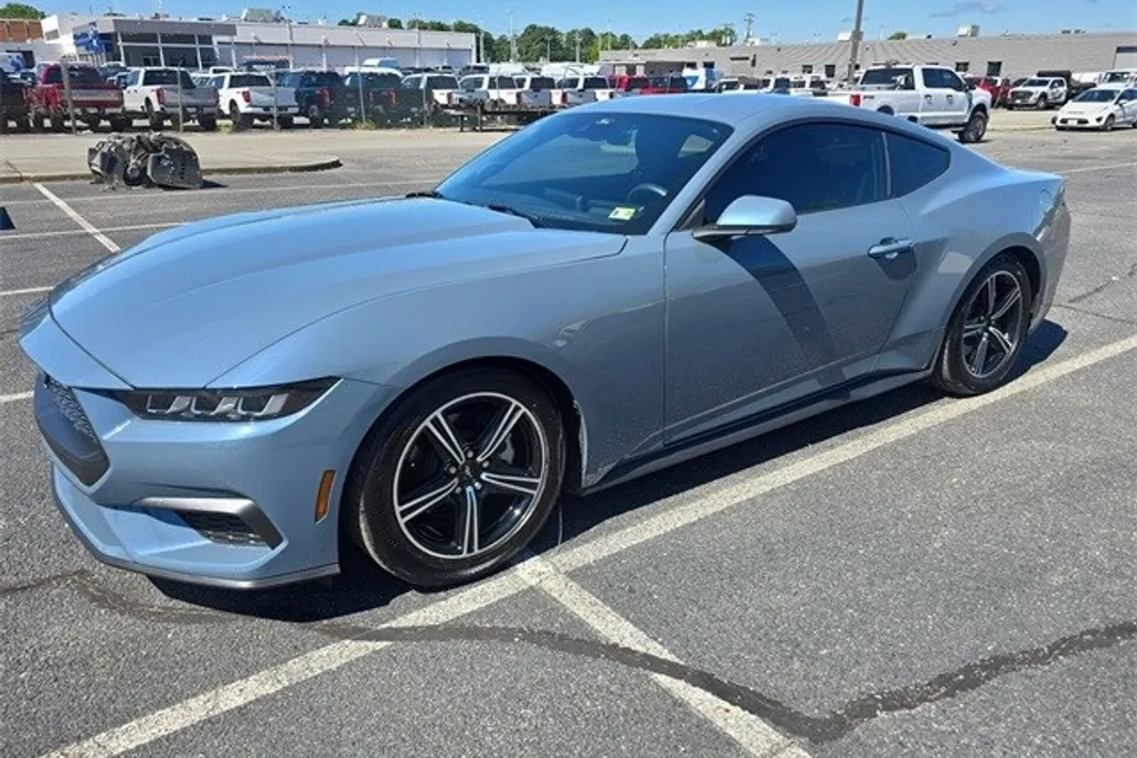 2024 Ford Mustang EcoBoost photo 1
