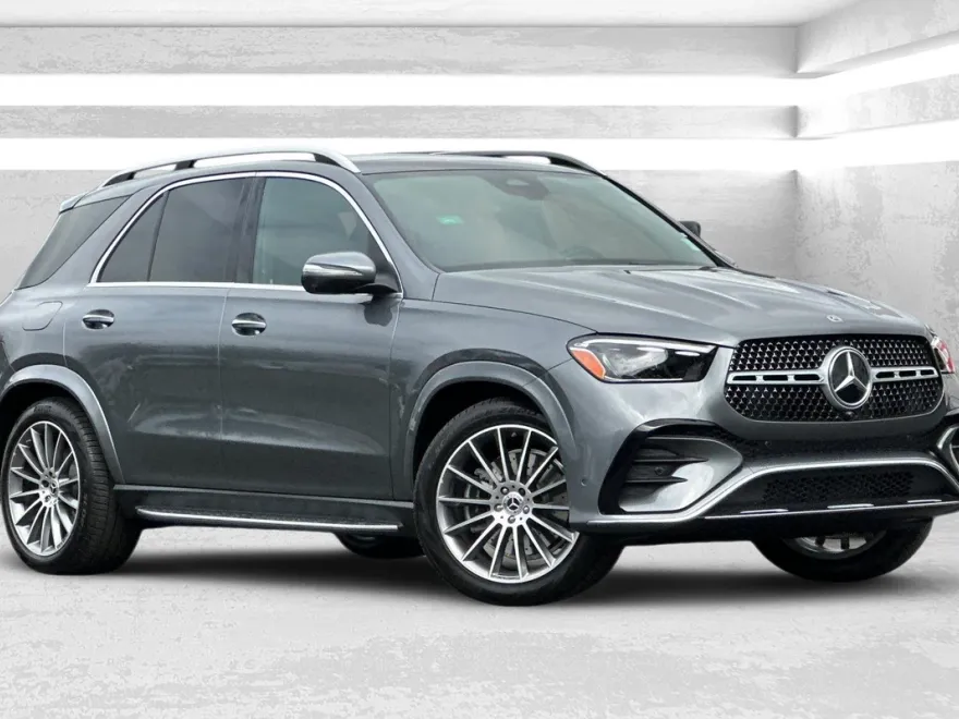 2026 Mercedes Benz GLE 450e 4MATIC photo 1
