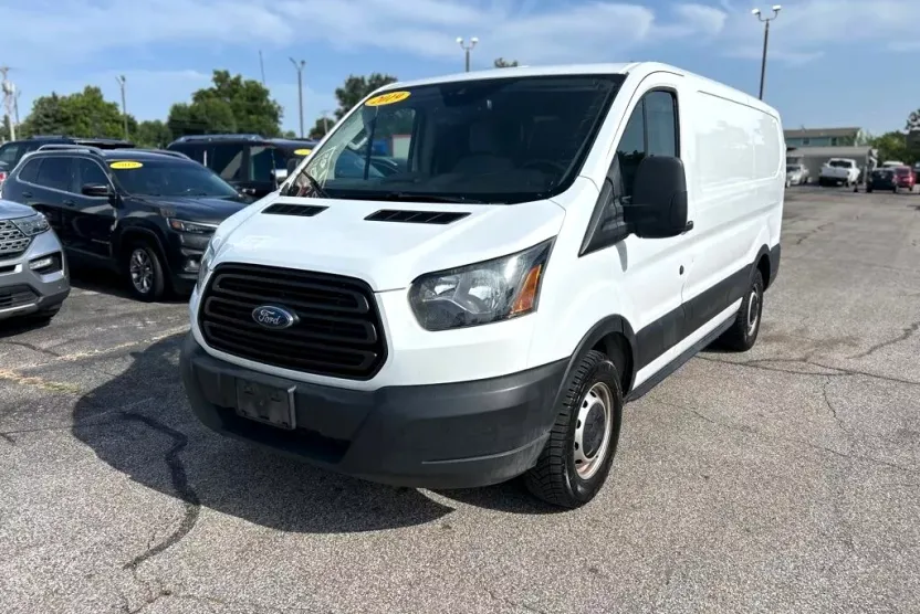 2019 Ford Transit Van photo 1