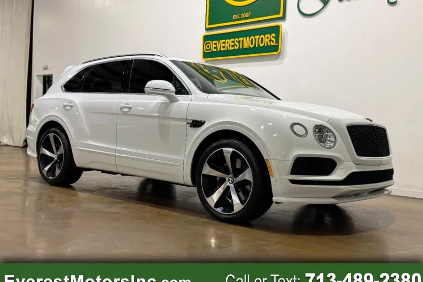 2019 Bentley Bentayga V8 photo 1