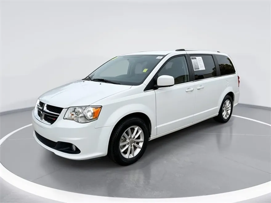 2018 Dodge Grand Caravan SXT photo 1