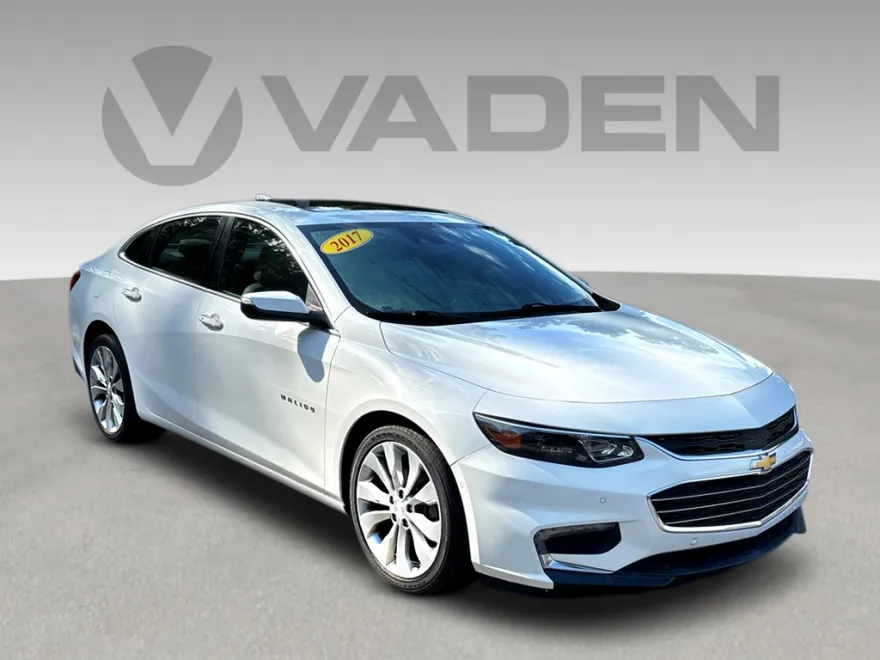 2017 Chevrolet Malibu Premier photo 1