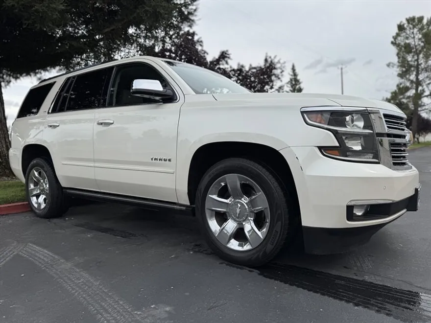 2015 Chevrolet Tahoe LTZ photo 1