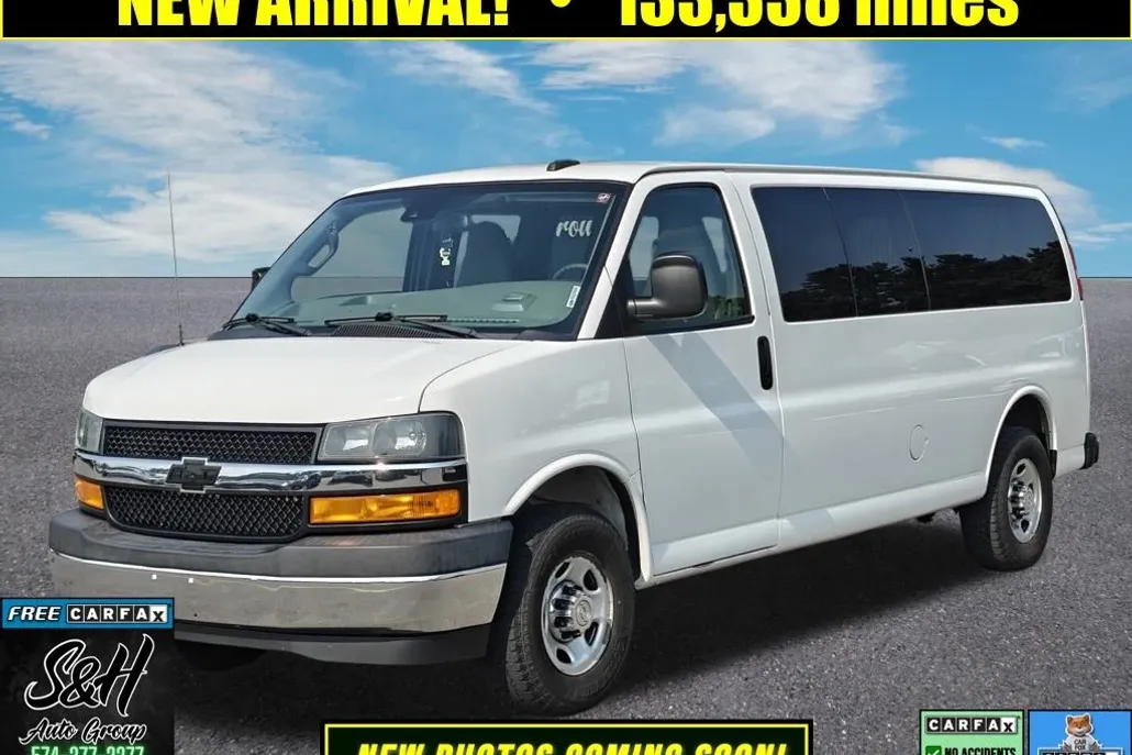2020 Chevrolet Express 3500 LT photo 1