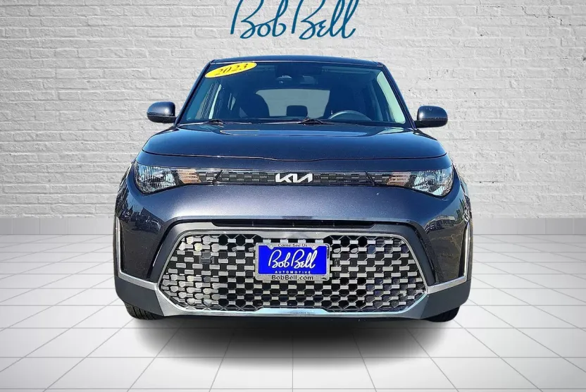 2023 Kia Soul LX photo 1