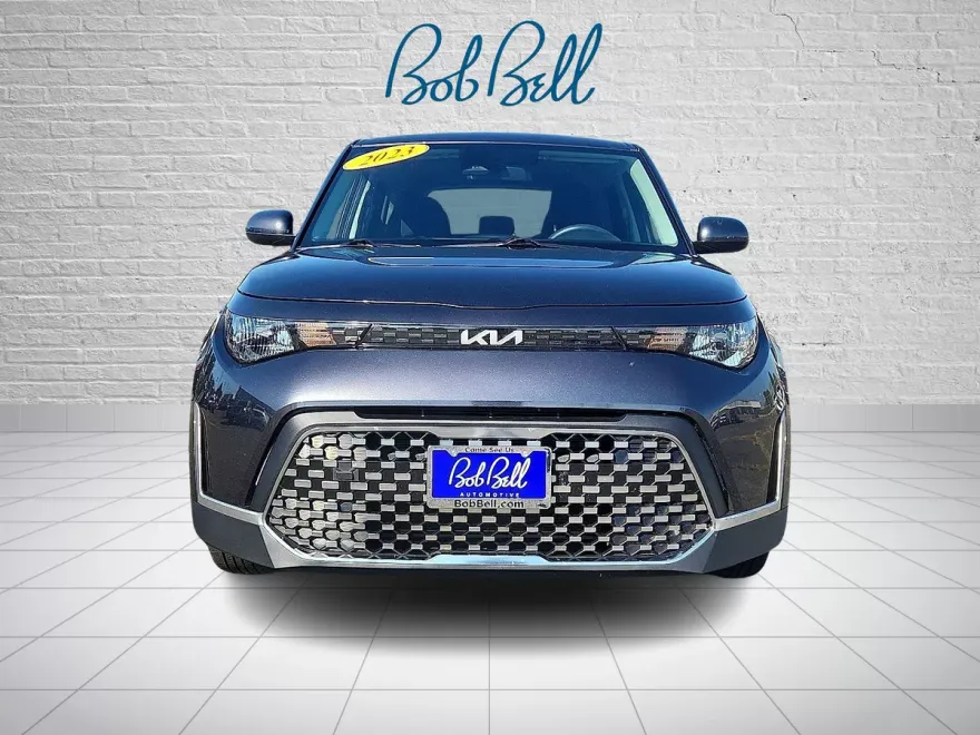 2023 Kia Soul LX photo 1