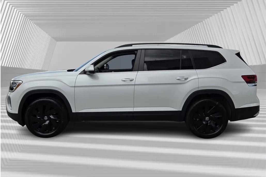 2026 Volkswagen Atlas SE Technology photo 1
