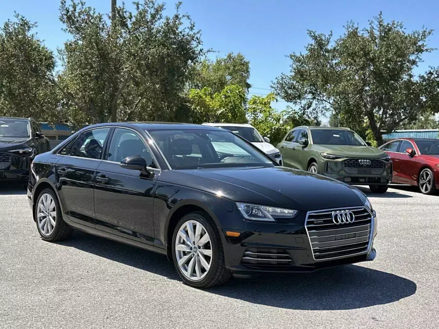2017 Audi A4 TFSI Premium Quattro photo 1