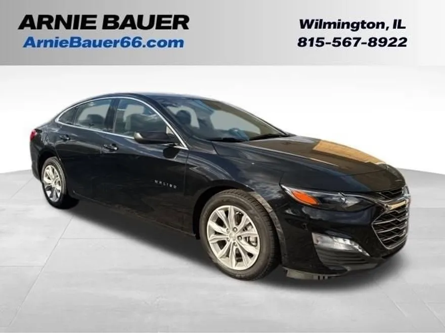 2025 Chevrolet Malibu 1LT photo 1