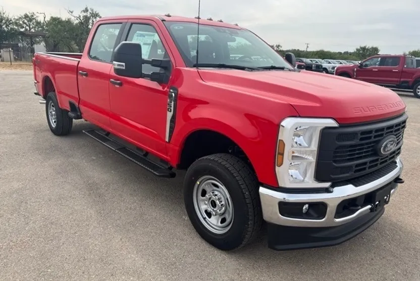 2026 Ford F-350 XL photo 1