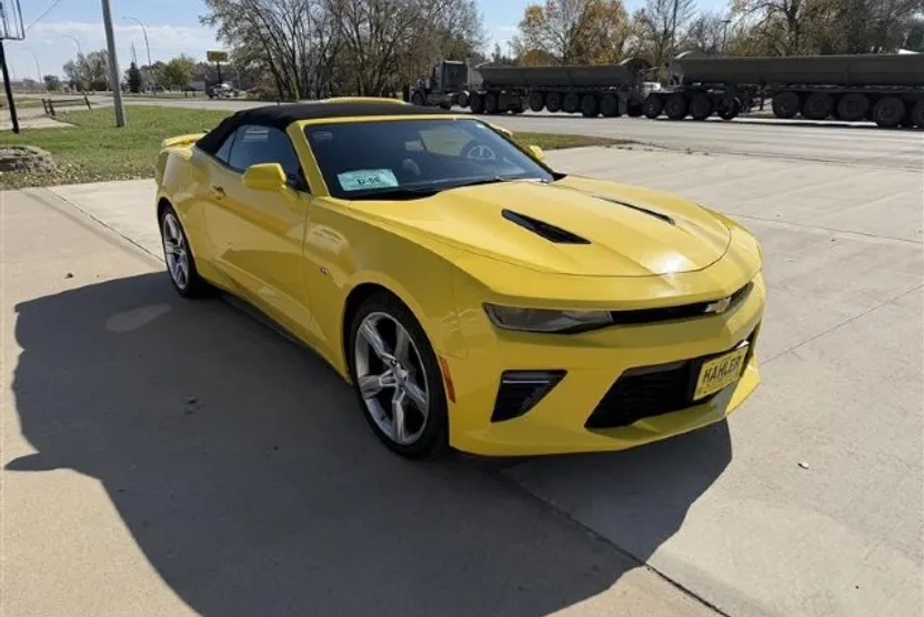 2017 Chevrolet Camaro SS photo 1