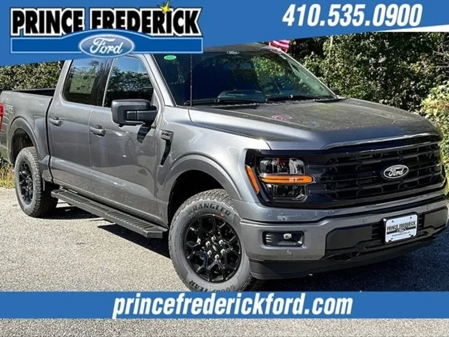 2025 Ford F-150 XLT photo 1