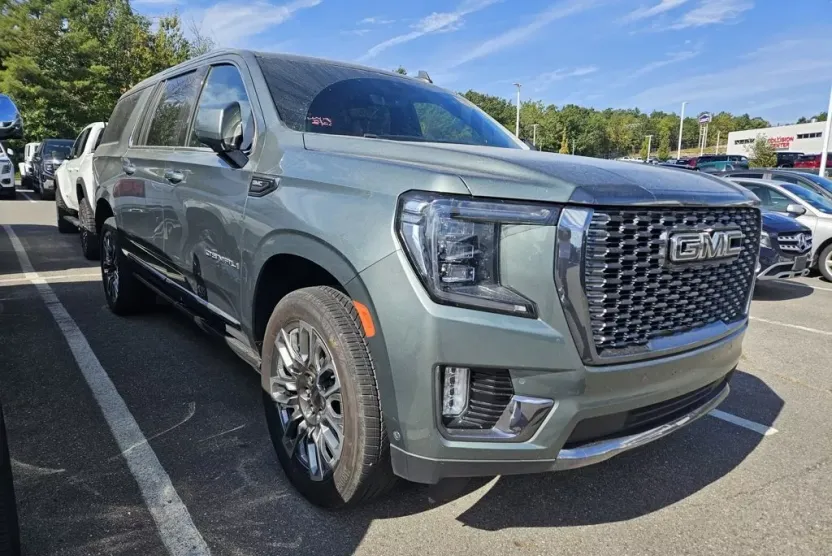2024 Gmc Yukon XL Denali Ultimate photo 1