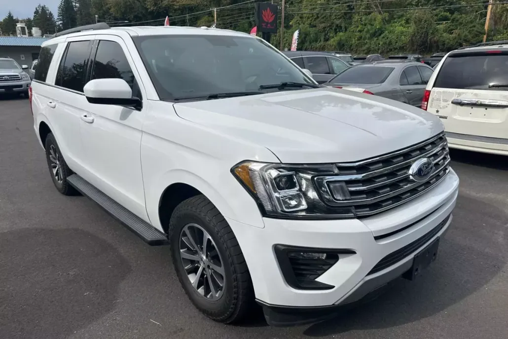2019 Ford Expedition XLT photo 1