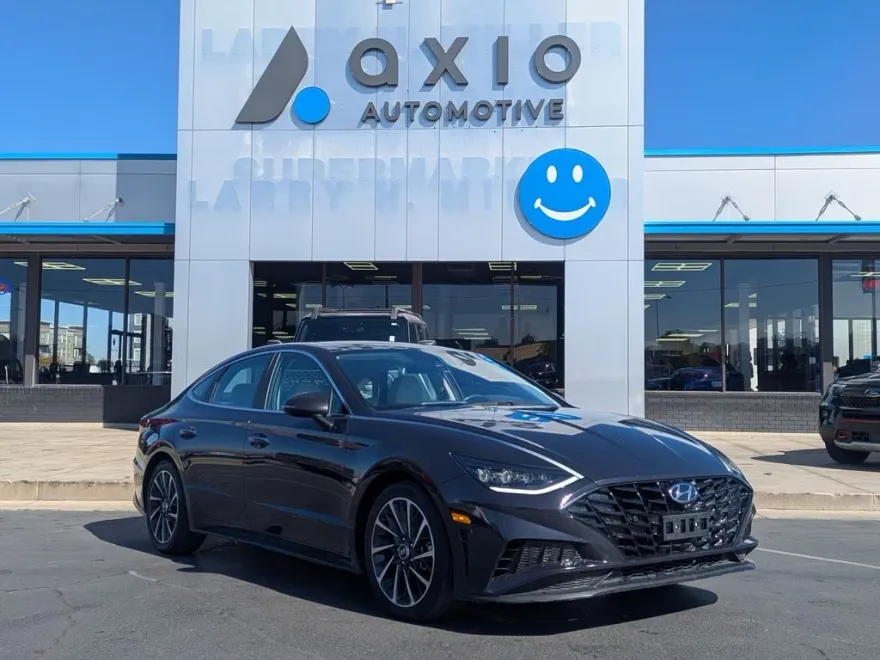 2023 Hyundai Sonata Limited photo 1