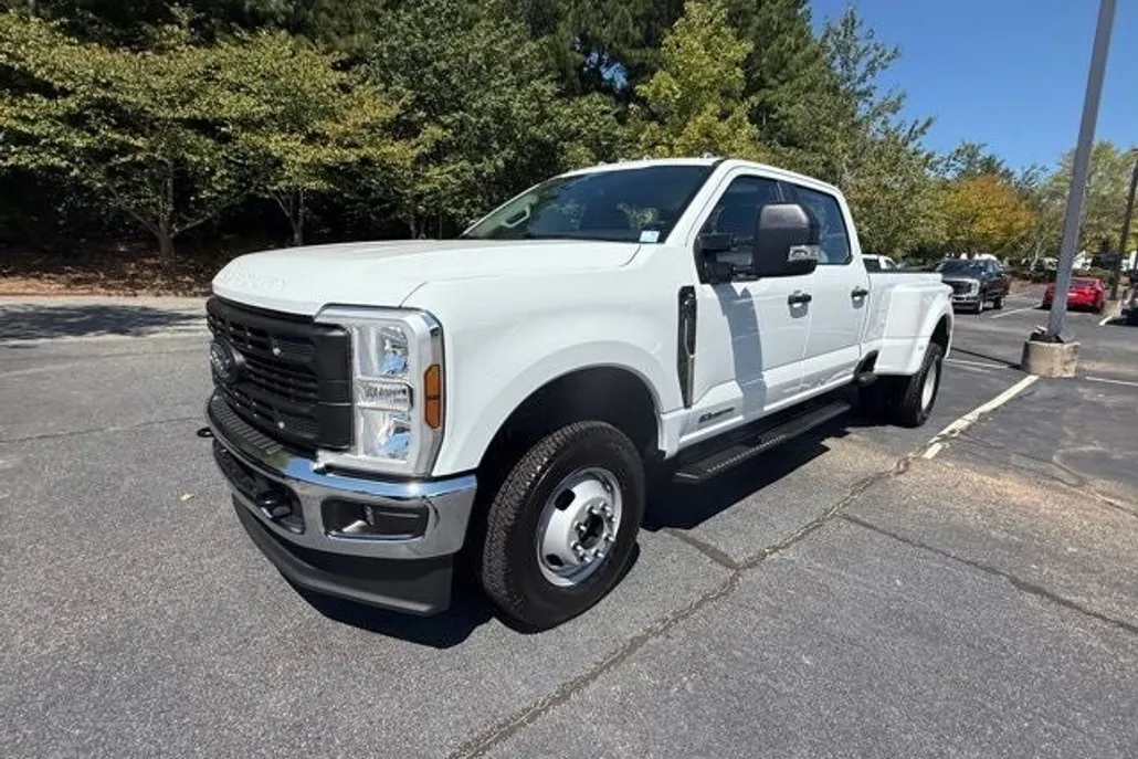 2026 Ford F-350 photo 1
