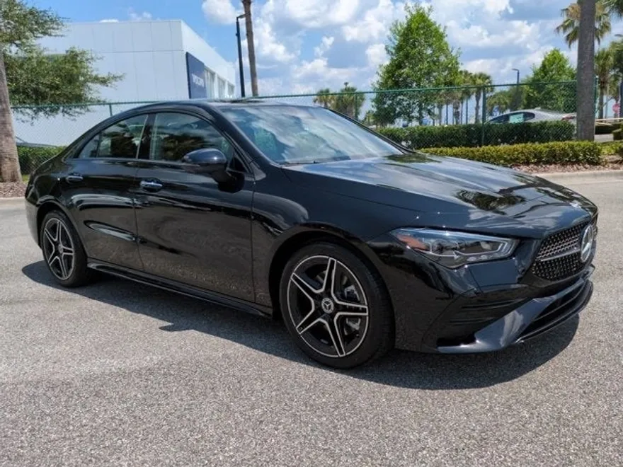 2025 Mercedes Benz CLA 250 4MATIC photo 1
