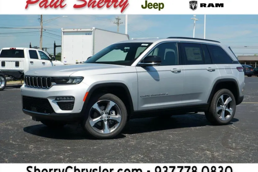 2025 Jeep Grand Cherokee Limited photo 1
