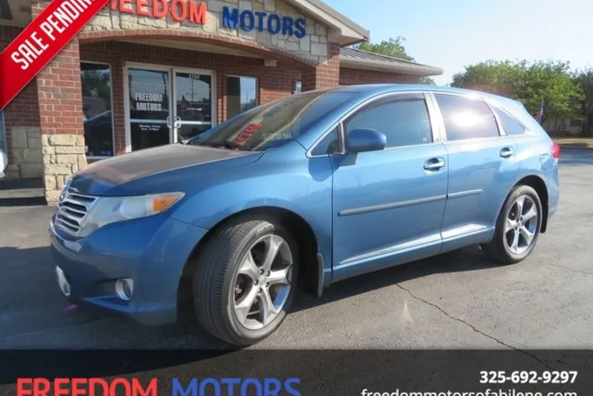2011 Toyota Venza photo 1