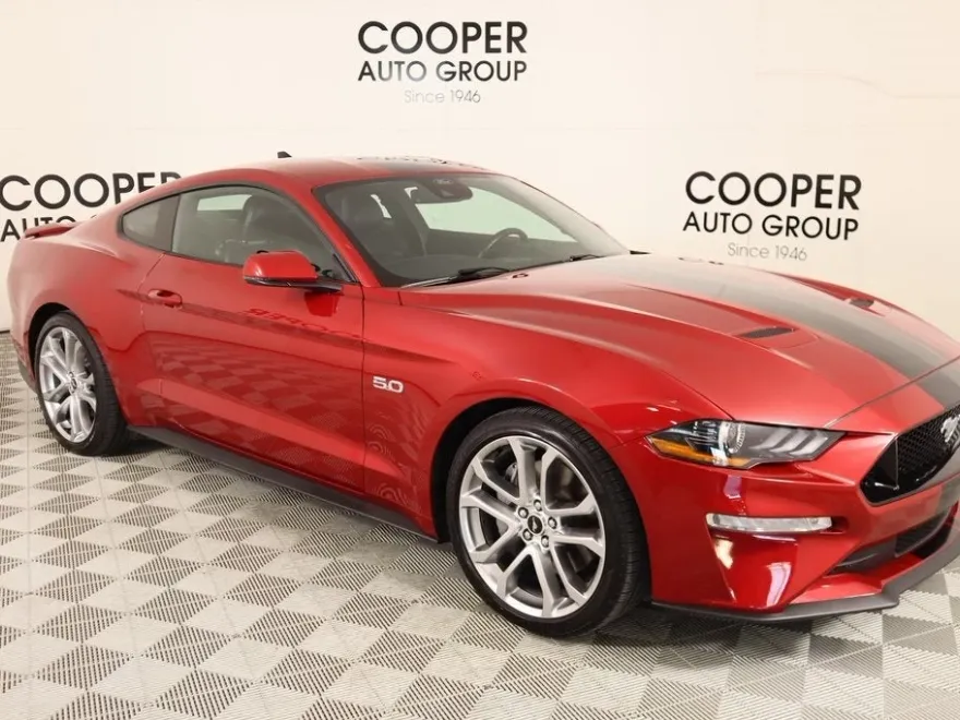 2022 Ford Mustang GT Premium photo 1