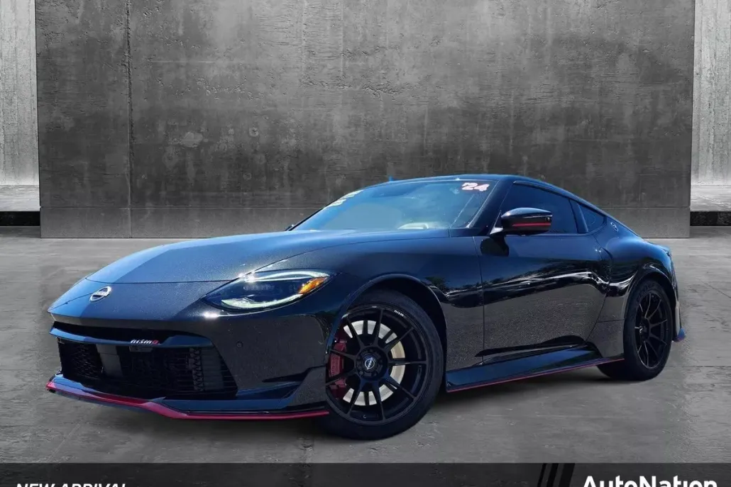 2024 Nissan Z Nismo photo 1