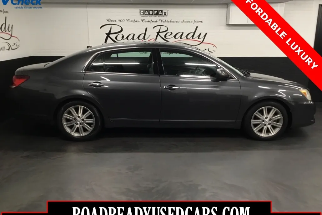 2009 Toyota Avalon Limited photo 1