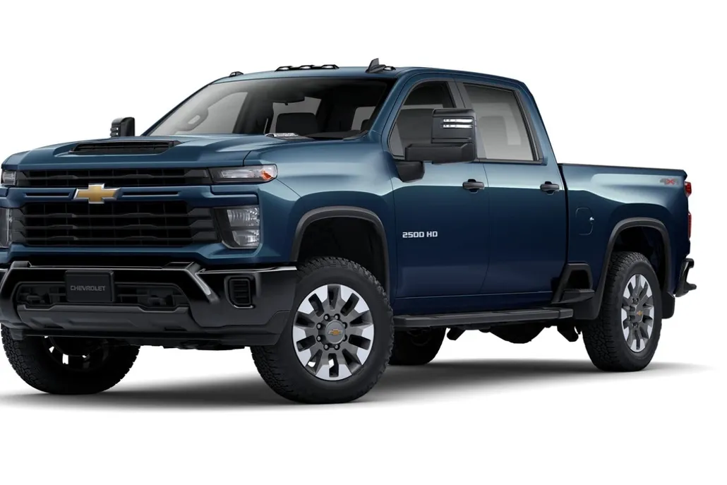 2025 Chevrolet Silverado 2500HD Custom photo 1