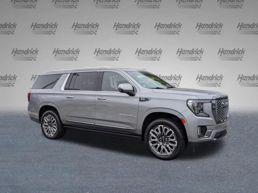 2023 Gmc Yukon XL Denali Ultimate photo 1