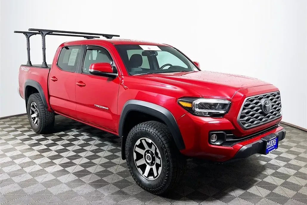2021 Toyota Tacoma TRD Off-Road V6 photo 1