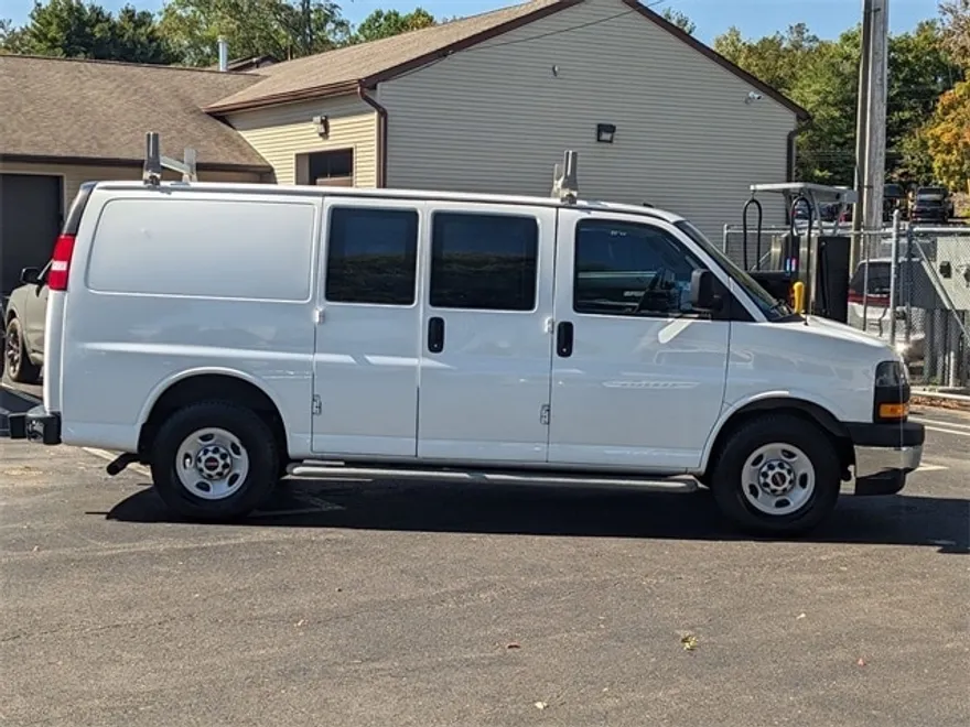 2019 Gmc Savana 2500 Cargo photo 1