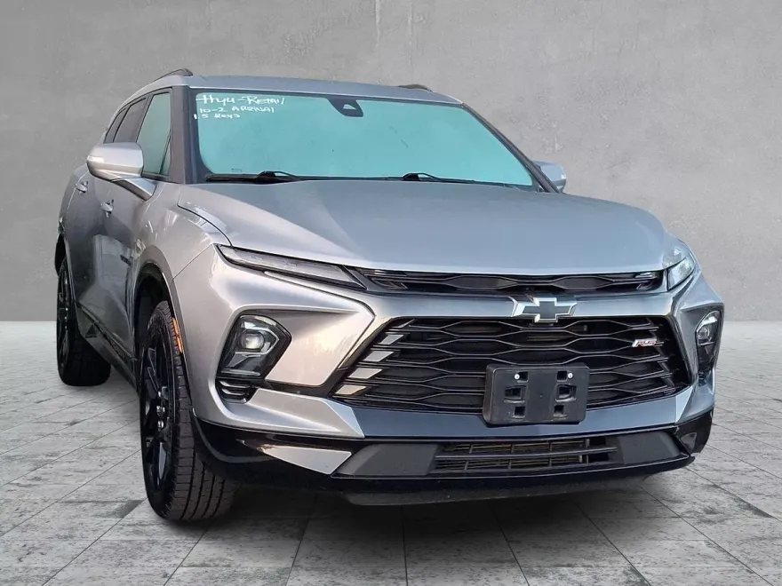 2023 Chevrolet Blazer RS photo 1