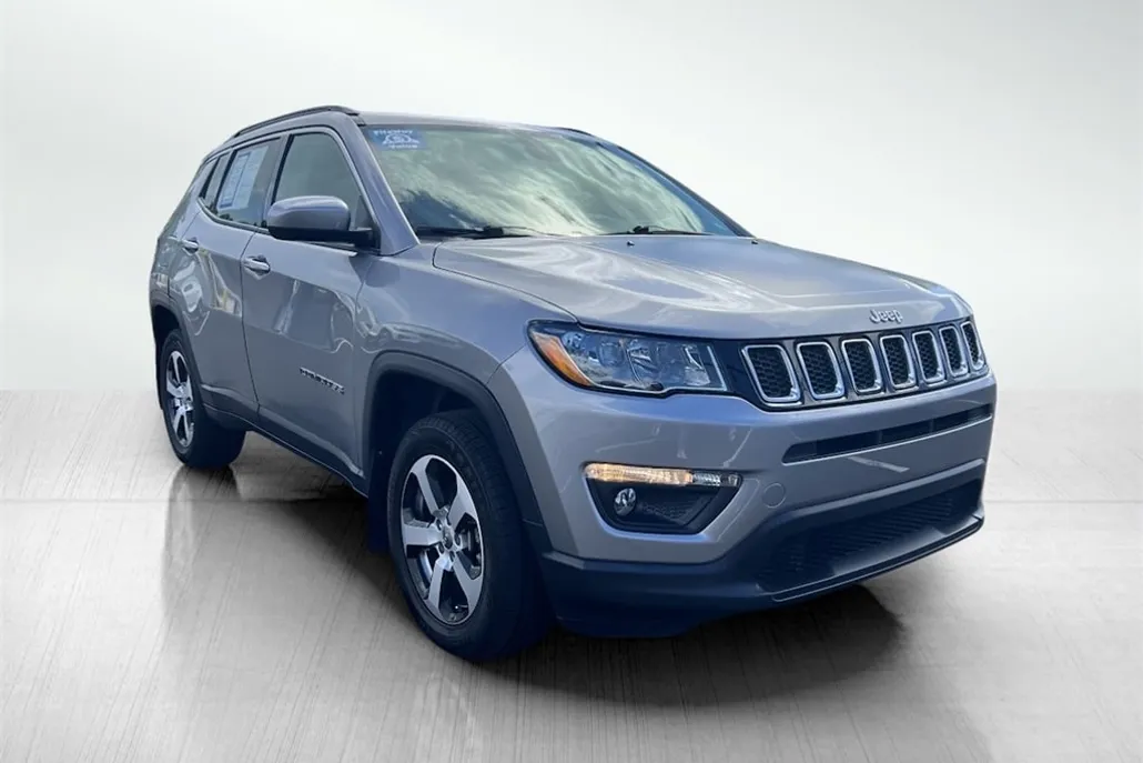 2018 Jeep Compass Latitude photo 1