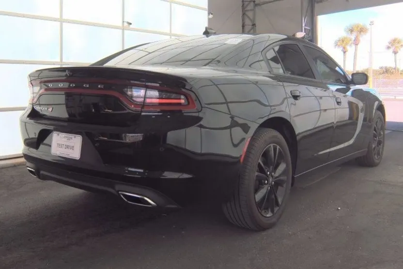 2023 Dodge Charger SXT AWD photo 1