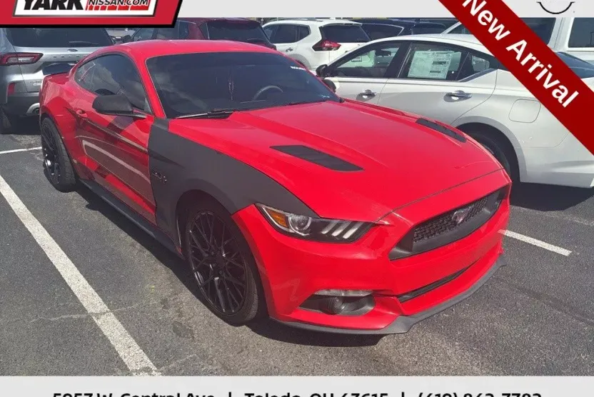2015 Ford Mustang GT Premium photo 1