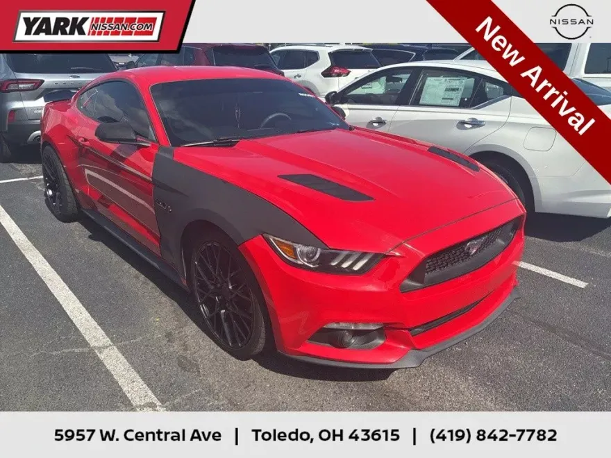 2015 Ford Mustang GT Premium photo 1