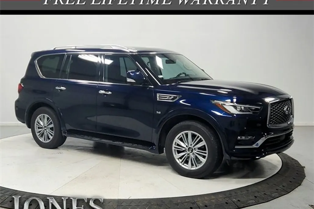 2020 Infiniti QX80 Luxe photo 1