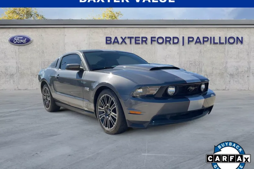 2010 Ford Mustang GT Premium photo 1