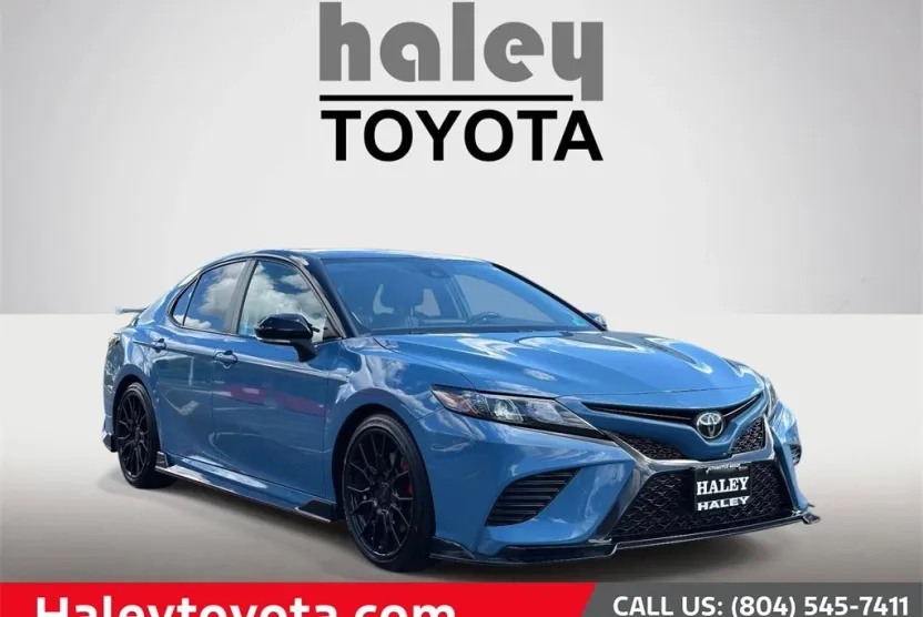 2022 Toyota Camry TRD V6 photo 1
