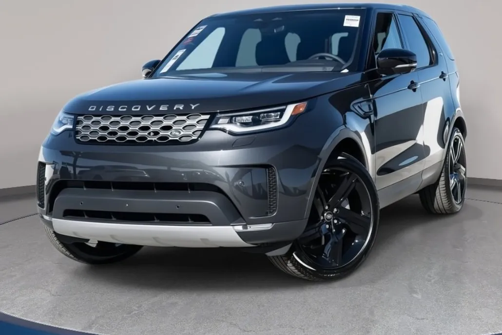 2025 Land Rover Discovery S photo 1