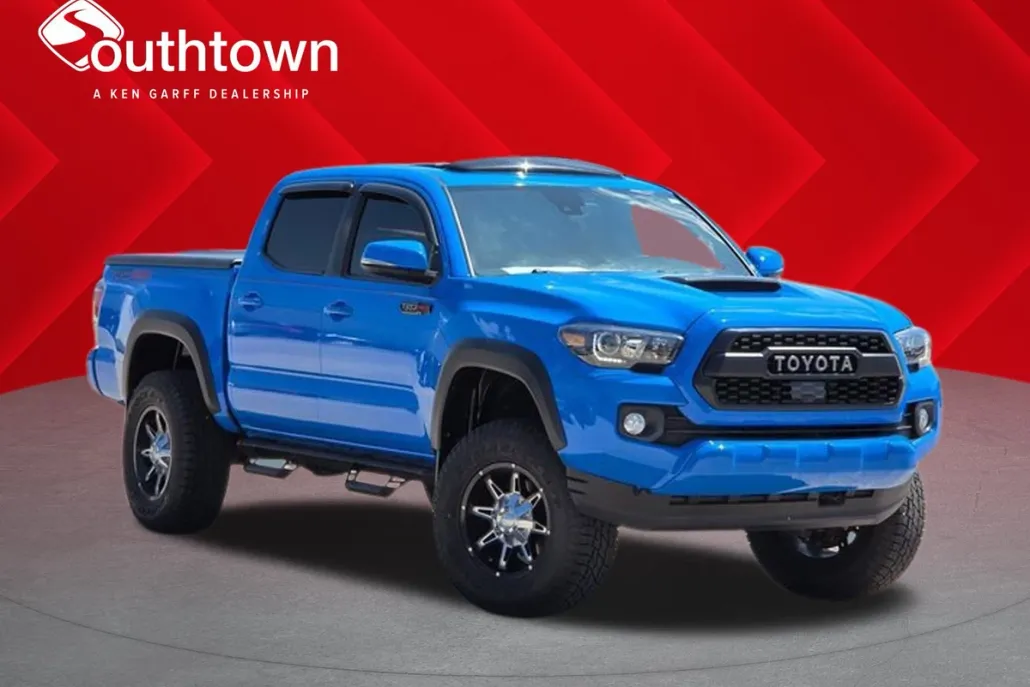 2019 Toyota Tacoma TRD Pro photo 1