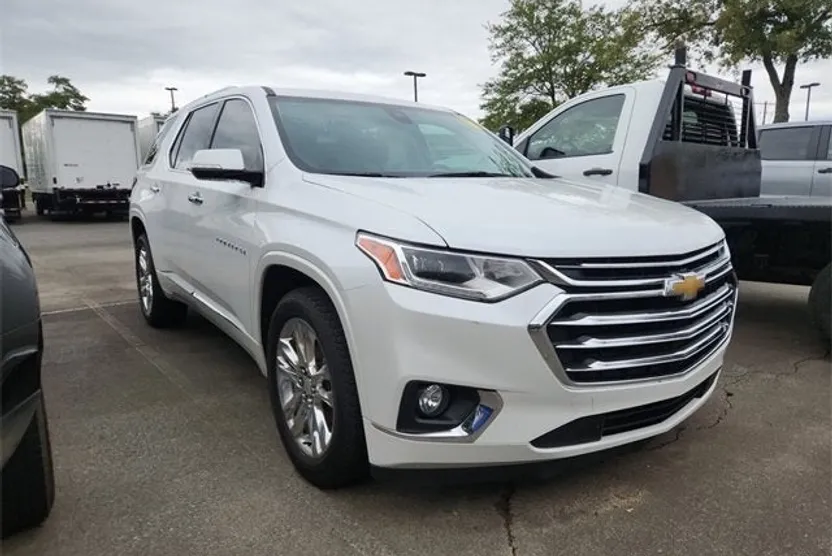 2018 Chevrolet Traverse High Country photo 1