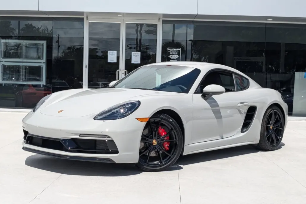 2025 Porsche Cayman S photo 1