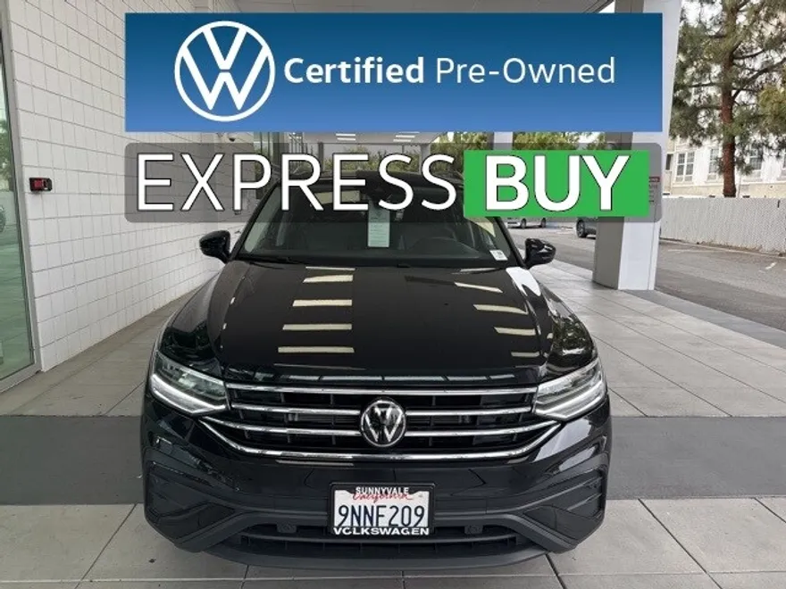 2024 Volkswagen Tiguan SE Wolfsburg Edition photo 1