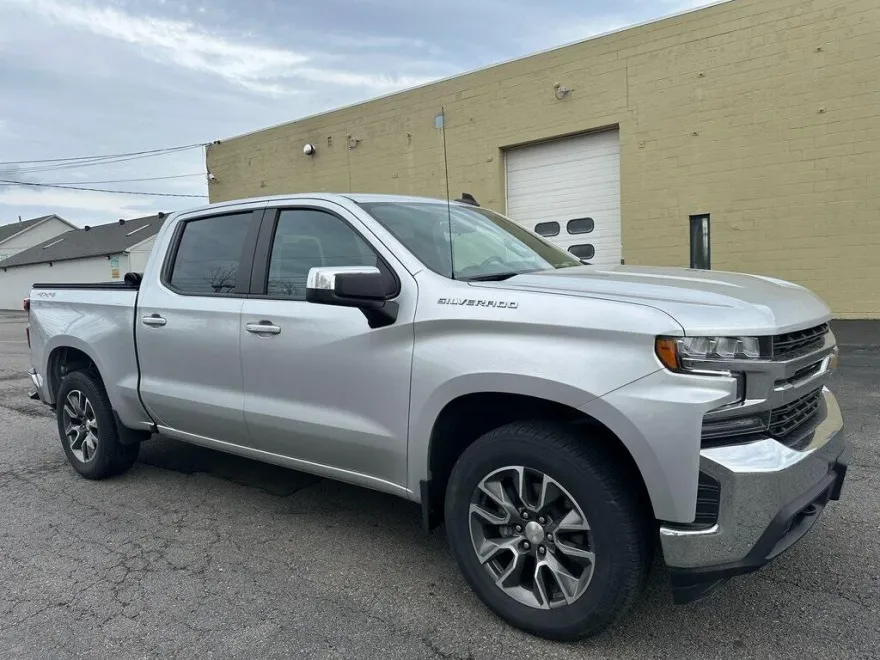 2022 Chevrolet Silverado 1500 photo 1