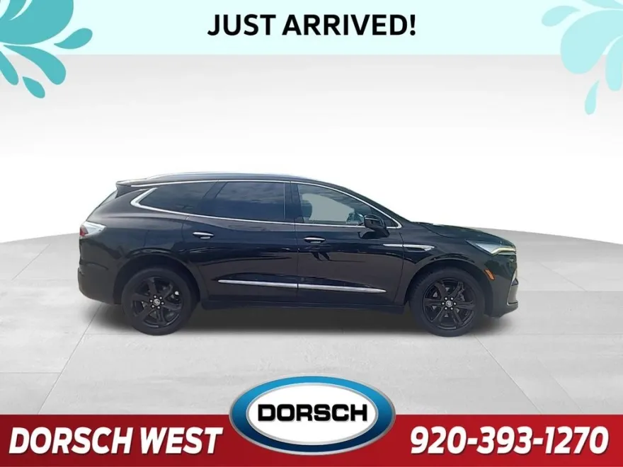 2023 Buick Enclave Essence photo 1