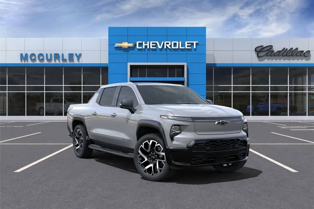 2025 Chevrolet Silverado EV RST photo 1