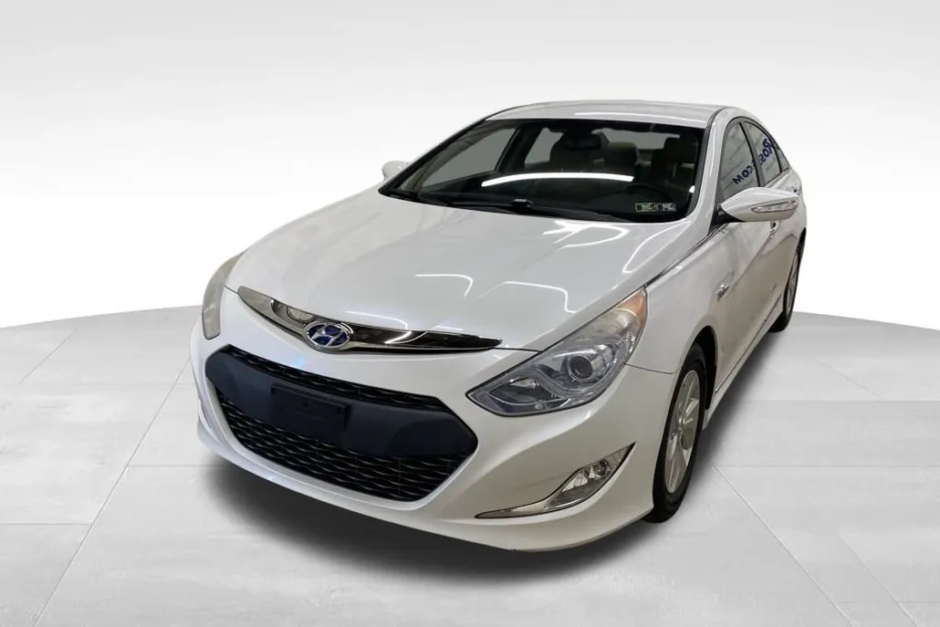 2015 Hyundai Sonata Hybrid Base photo 1